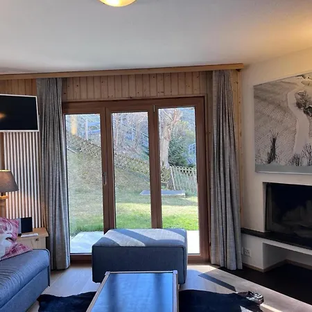 Lejlighed In With Private Balcony Veysonnaz