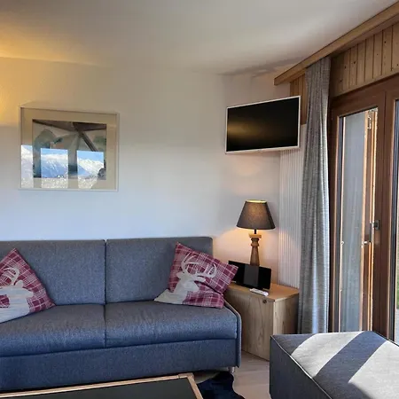 In With Private Balcony *