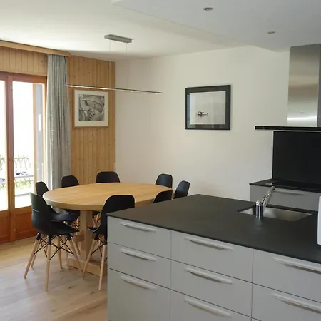 Lejlighed In With Private Balcony Veysonnaz