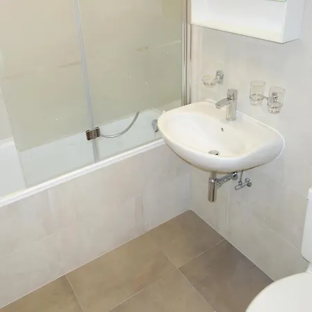 In With Private Balcony Апартаменты *